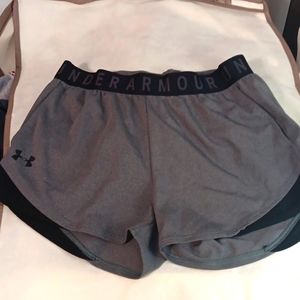 Under Armour workout shorts sz small